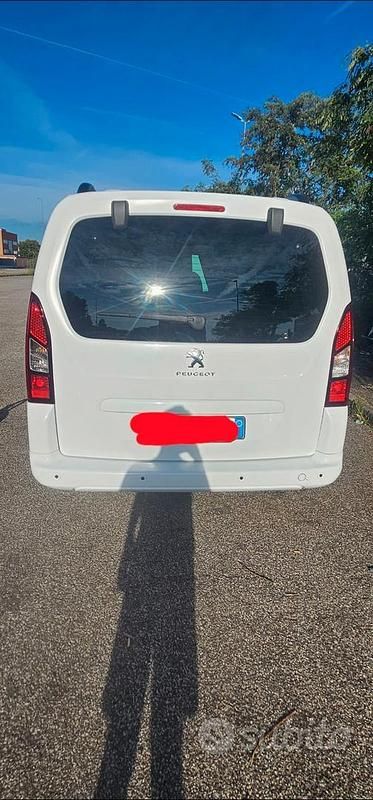 Occasion Peugeot Partner 120 ch (88 kW) 2016 Blanc Monospace