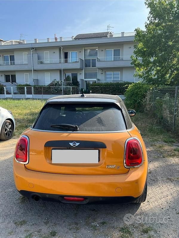 Usata Mini One D Business 95 CV (69 kW) 2016 Utilitaria