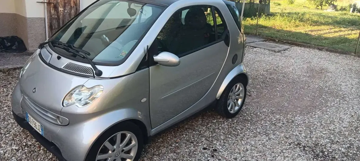 Usata Smart ForTwo Cabrio Brabus 98 CV (72 kW) 2007 Argento Cabrio
