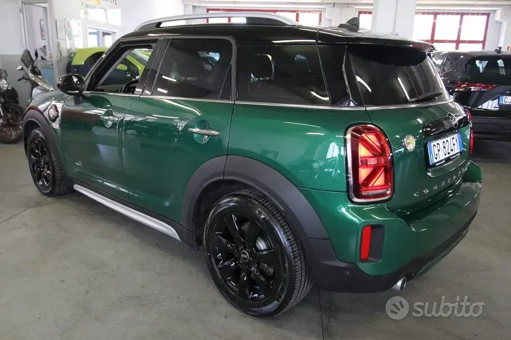 Usata Mini Cooper S Countryman Business 125 CV (91 kW) 2021 Verde SUV