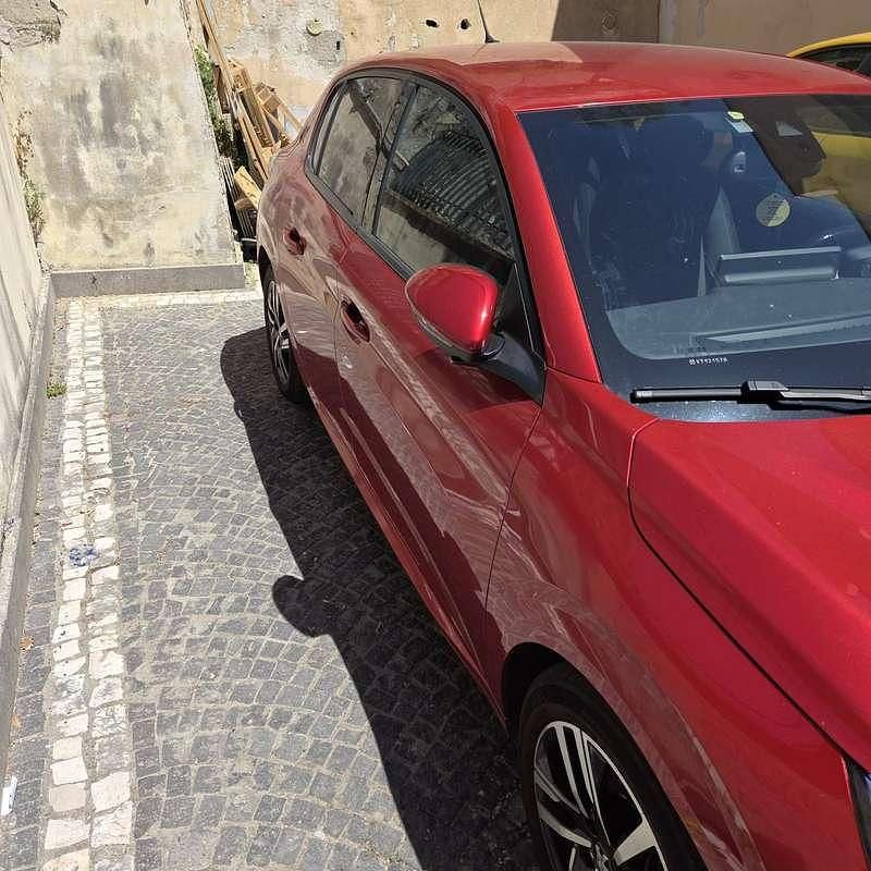 Usata Peugeot 208 Allure 101 CV (74 kW) 2020 Rosso Utilitaria
