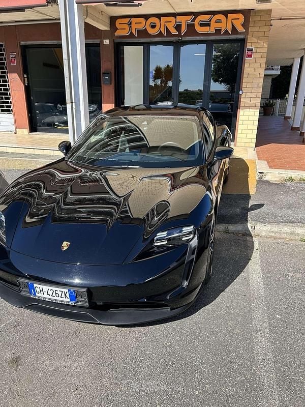 Usata Porsche Taycan 4S Performance Package 380 kW (517 CV) 2021 Berlina