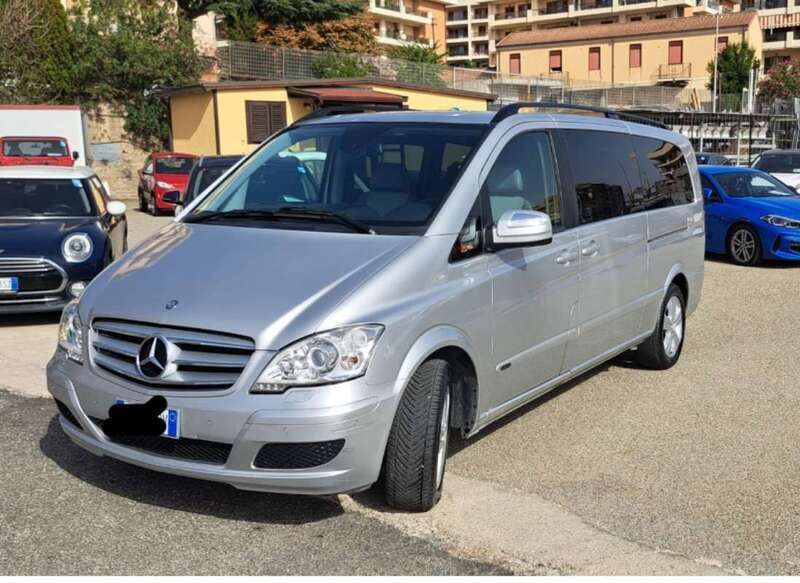 Usata 2012 Mercedes Viano Monovolume | 15.500 € (Cara) - Immagine 1/4
