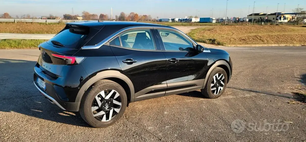 Usata Opel Mokka 131 CV (96 kW) 2022 Nero SUV