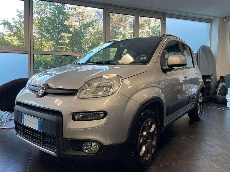 Argento Usata 2016 Fiat Panda 4x4 S Due volumi | 14.700 € (Molto cara) - Immagine 1/4