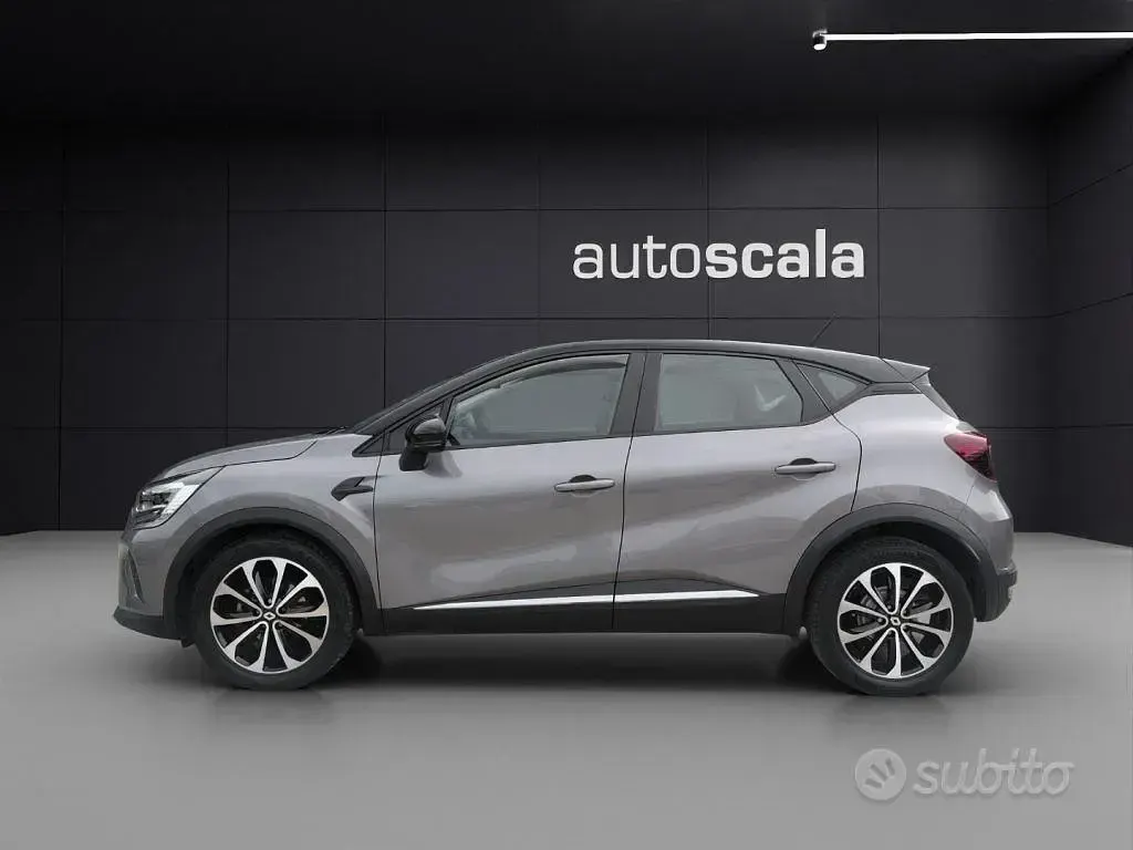 Usata Renault Captur Intens 116 CV (85 kW) 2021 Be style milano SUV
