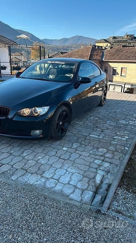 Usata BMW 320 2007 Nero Coupé