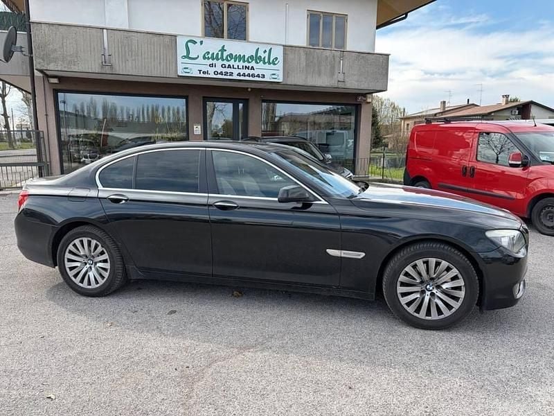 Begagnad BMW 730 245 HK (180 kW) 2012 Svart Sedan