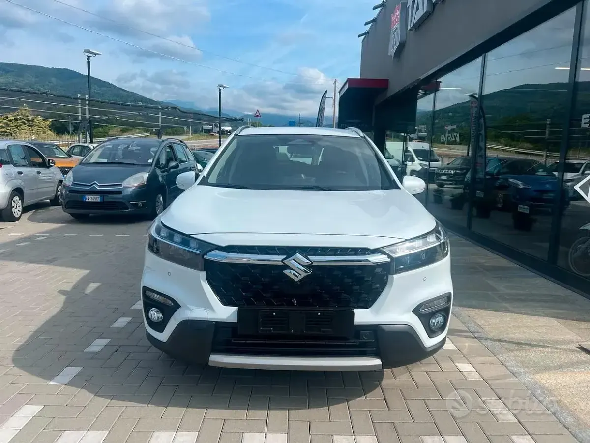 Nuova Suzuki SX4 S-Cross 110 CV (80 kW) 2026 Bianco SUV