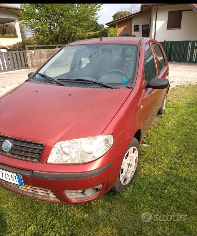Usata Fiat Punto 60 CV (44 kW) 2006 Rosso Berlina
