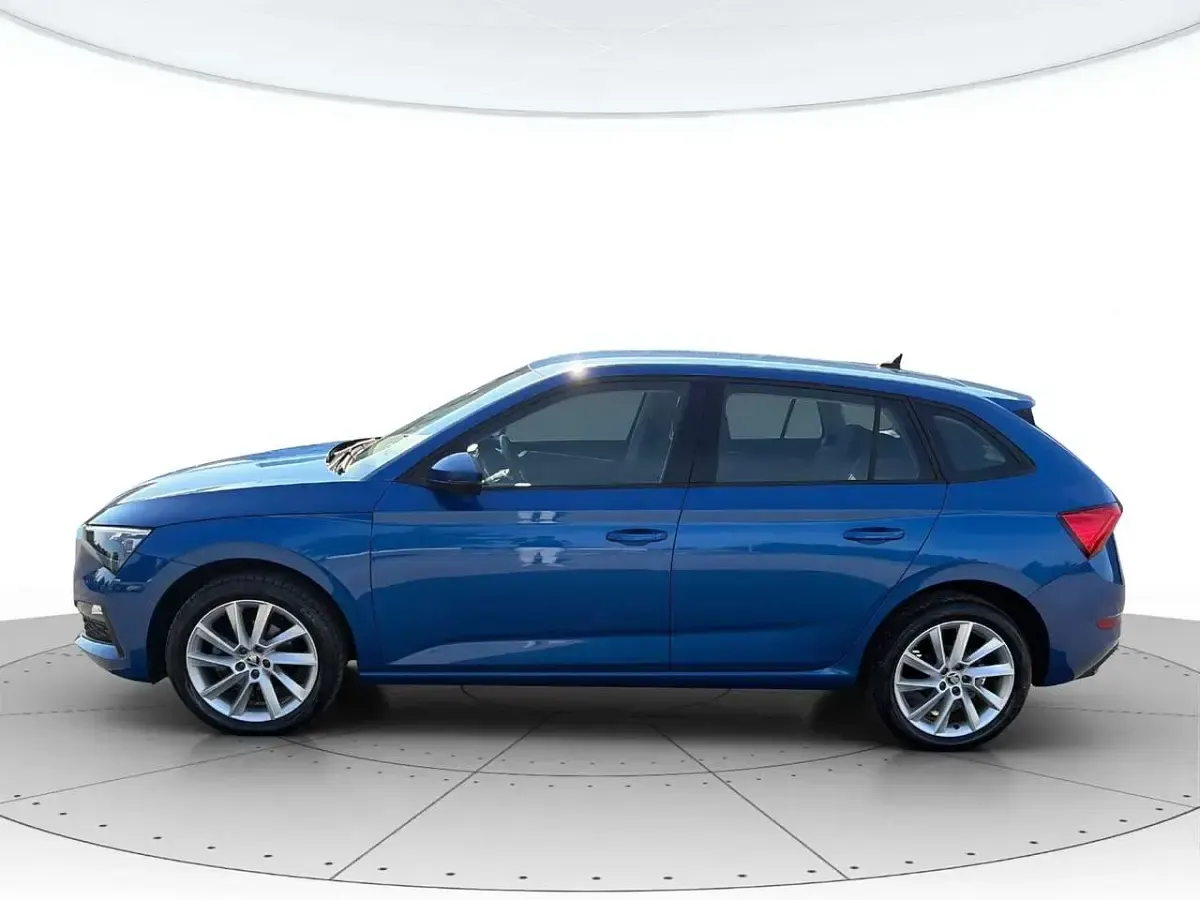 Usata Skoda Scala Style 110 CV (80 kW) 2023 Blu race Utilitaria