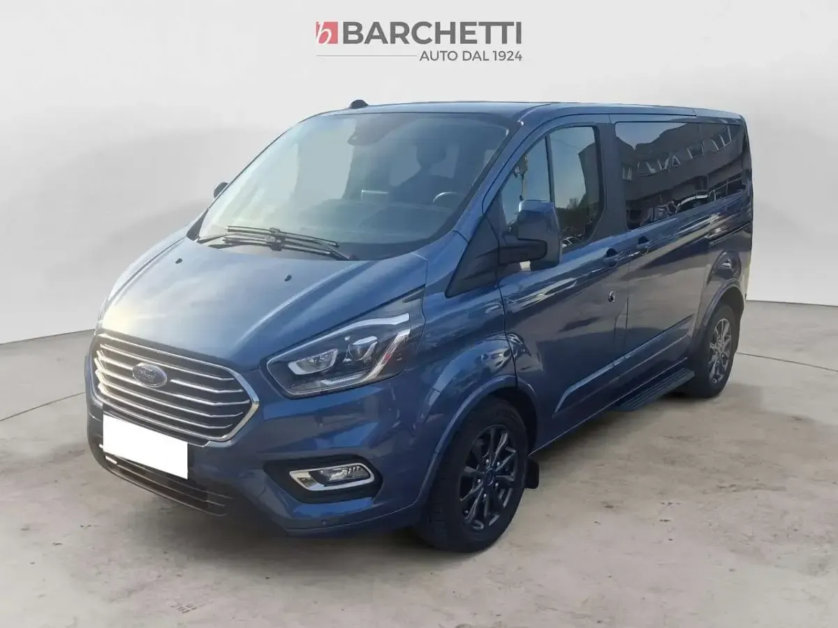 Usata Ford Tourneo Titanium 185 CV (136 kW) 2022 Blu Monovolume
