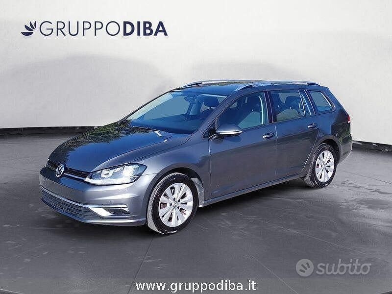 Usata VW Golf VII Trendline 116 CV (85 kW) 2017 Grigio Station wagon