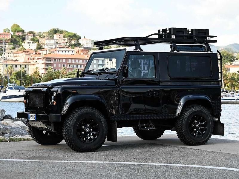 Usata Land Rover Defender 122 CV (89 kW) 2007 Nero SUV