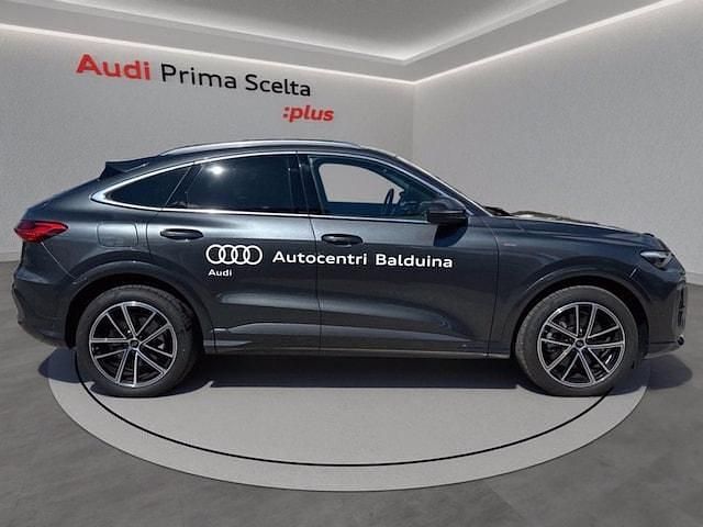 Nuova Audi Q5 Sportback S-Line 204 CV (150 kW) 2025 Grigio daytona perla SUV