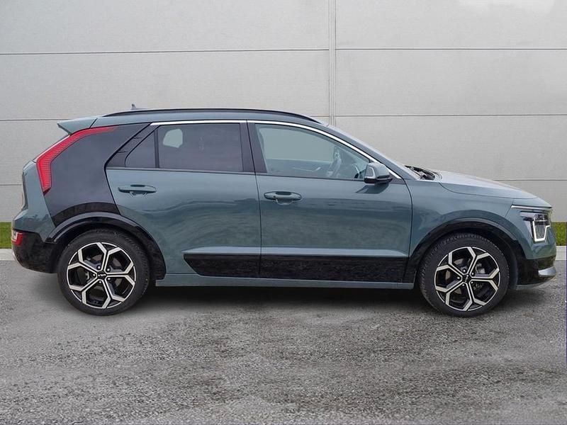 Usata Kia Niro 105 CV (77 kW) 2022 Bianco SUV