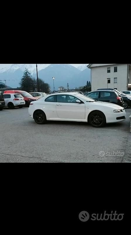 Usata Alfa Romeo GT 150 CV (110 kW) 2008 Bianco Coupé