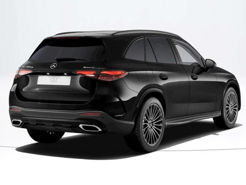 Nuova Mercedes GLC300e Advanced 197 CV (144 kW) 2026 Nero / metallizzato SUV