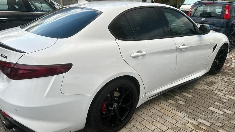 Usata Alfa Romeo Giulia Super 180 CV (132 kW) 2016 Bianco Berlina