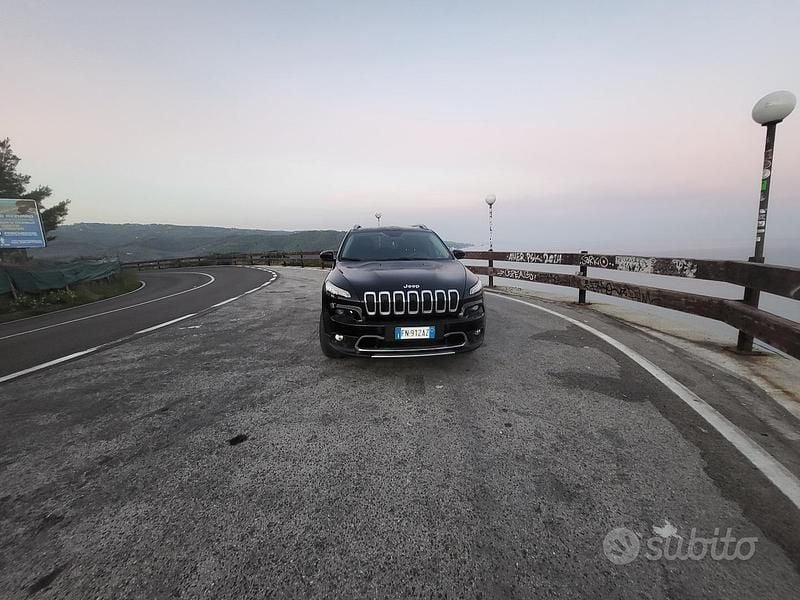 Usata Jeep Cherokee Limited 200 CV (147 kW) 2018 Nero SUV