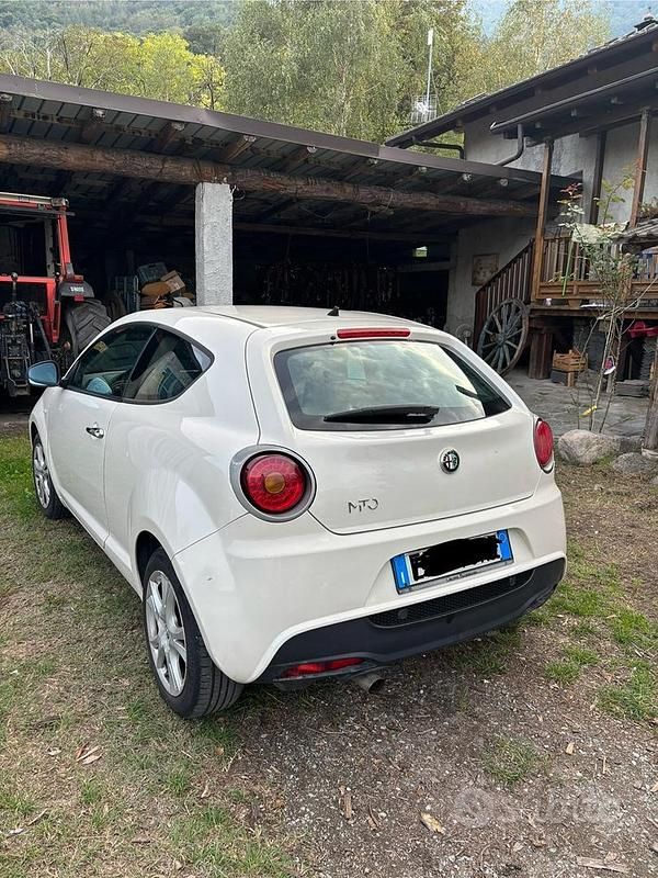 Usata Alfa Romeo MiTo 105 CV (77 kW) 2011 Bianco Utilitaria