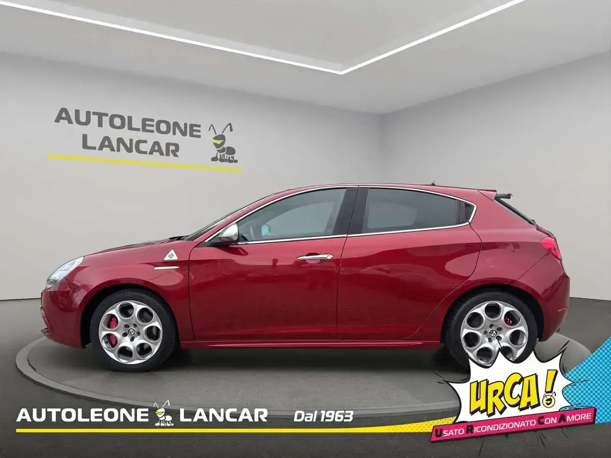 Usata Alfa Romeo Giulietta Quadrifoglio Verde 234 CV (172 kW) 2011 Rosso Utilitaria