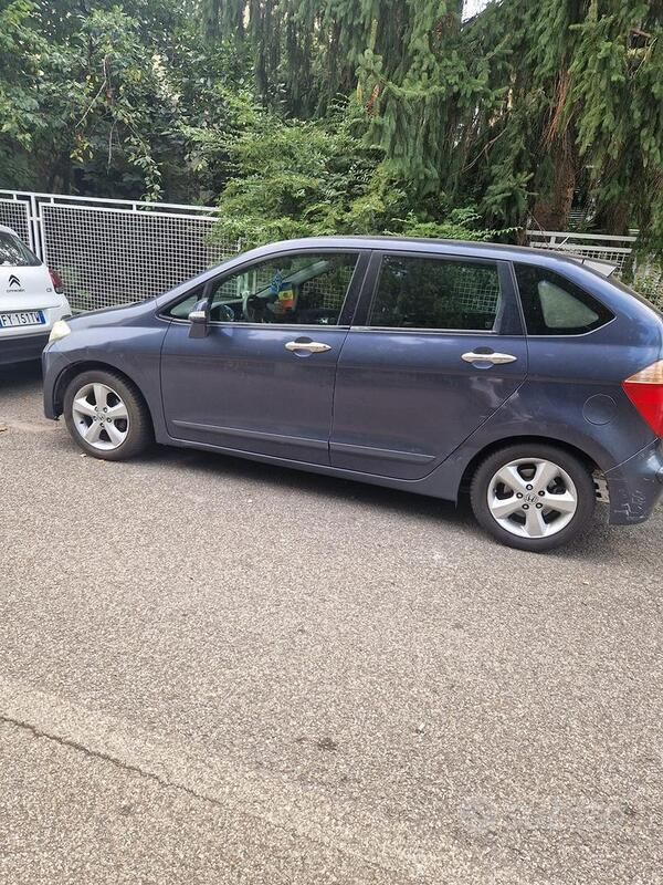 Usata Honda FR-V Comfort 140 CV (102 kW) 2009 Monovolume