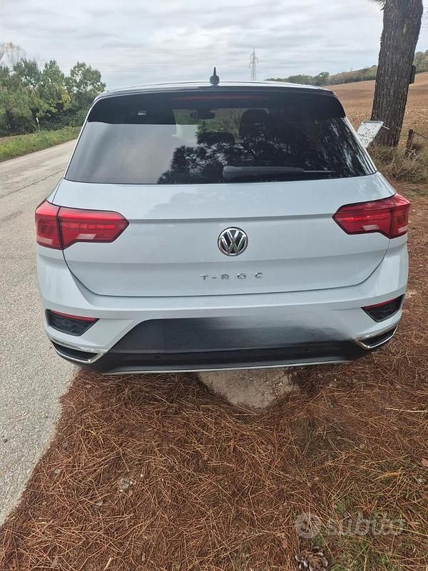 Usata VW T-Roc 115 CV (84 kW) 2018 Bianco SUV