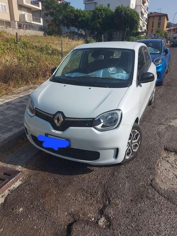 Usata Renault Twingo Equilibre 30 kW (42 CV) 2024 Utilitaria