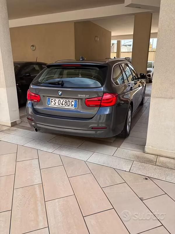 Usata BMW 316 116 CV (85 kW) 2018 Grigio Station wagon