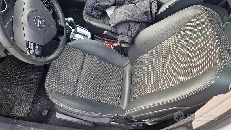 Usata Opel Astra 120 CV (88 kW) 2007 Berlina