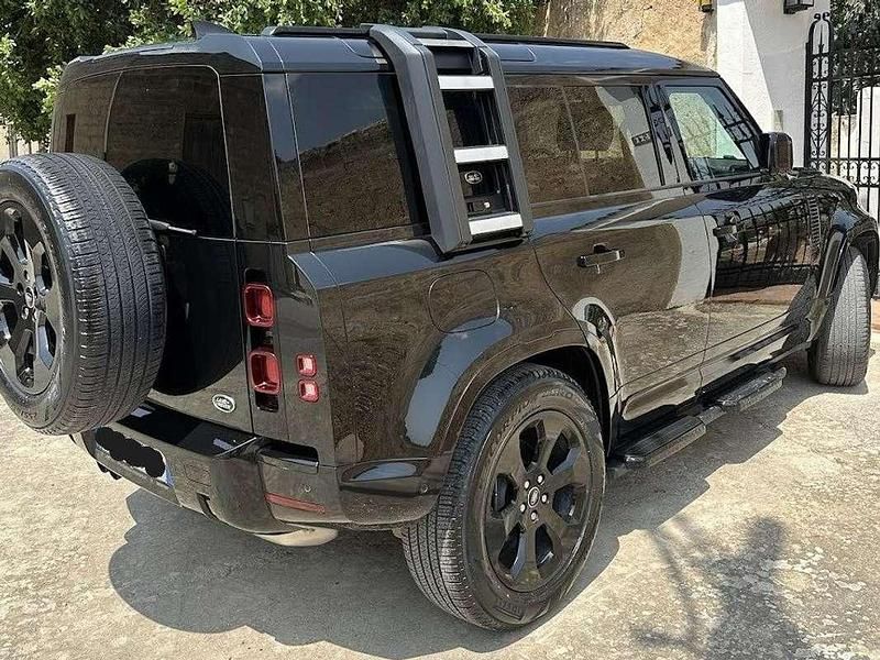 Usata Land Rover Defender S 200 CV (147 kW) 2021 Nero SUV