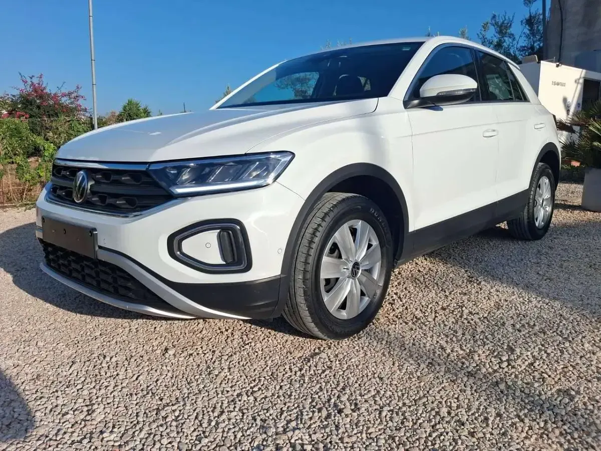 Usata VW T-Roc Business 110 CV (80 kW) 2022 Bianco SUV