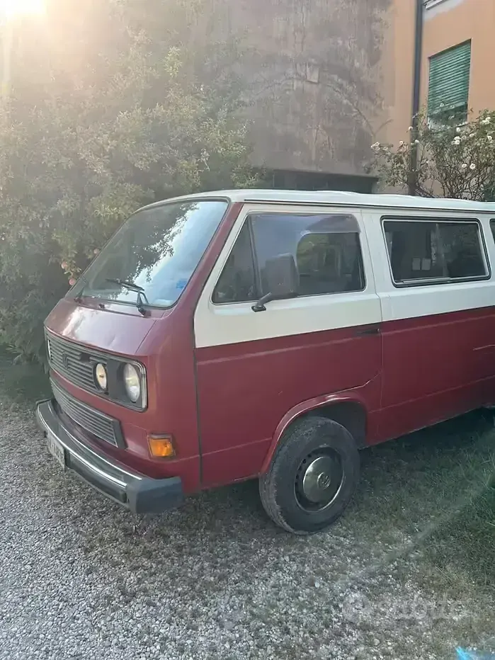 Usata VW Caravelle 1988 Monovolume