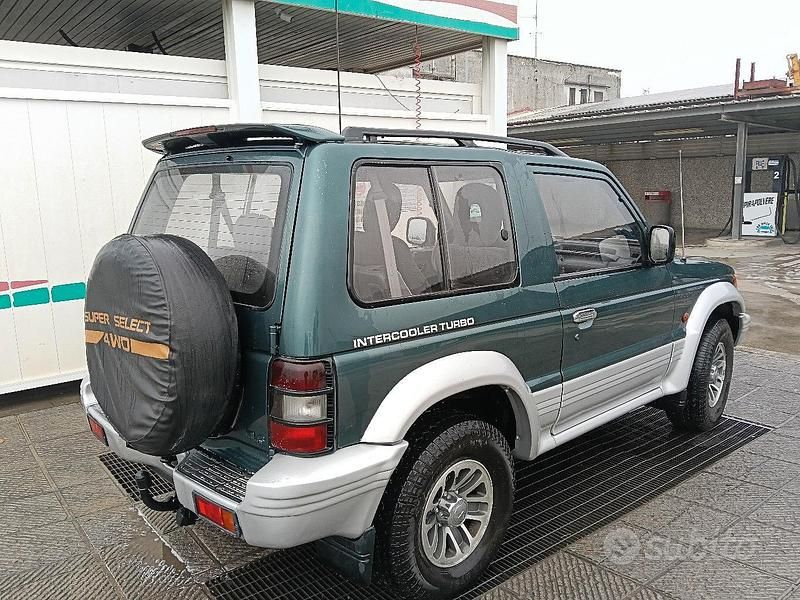 Usata Mitsubishi Pajero Select 99 CV (72 kW) 1993 Verde SUV