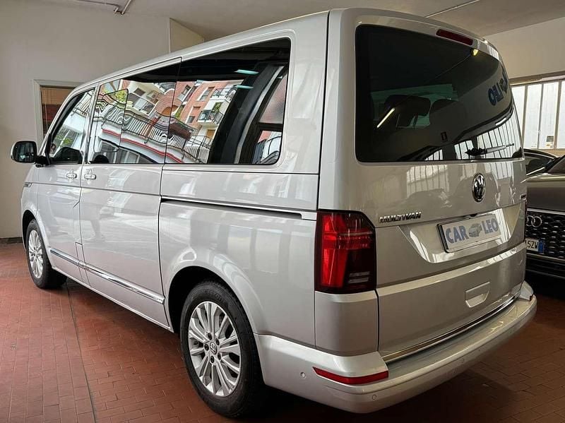 Usata VW Multivan Highline 199 CV (146 kW) 2020 Argento Monovolume