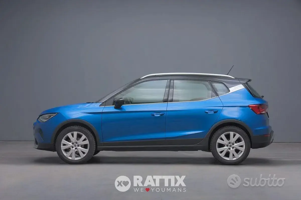 Usata Seat Arona Xperience 110 CV (80 kW) 2023 Bluazzurro SUV