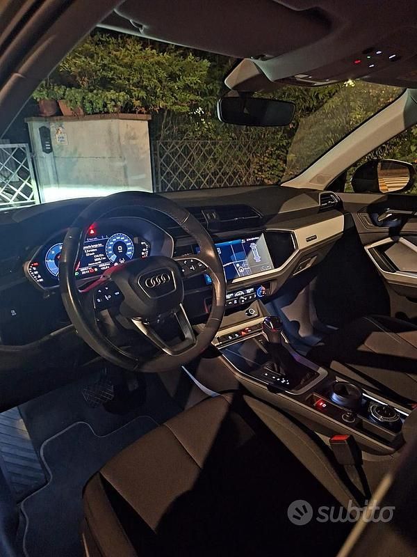Usata Audi Q3 Ambiente 150 CV (110 kW) 2021 Grigio SUV