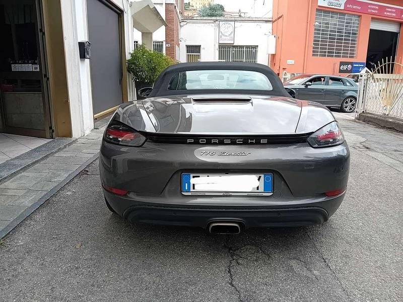 Usata Porsche 718 Boxster 299 CV (219 kW) 2017 Grigio Cabrio