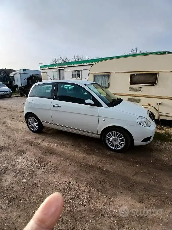 Usata Lancia Ypsilon 2009 Bianco Utilitaria