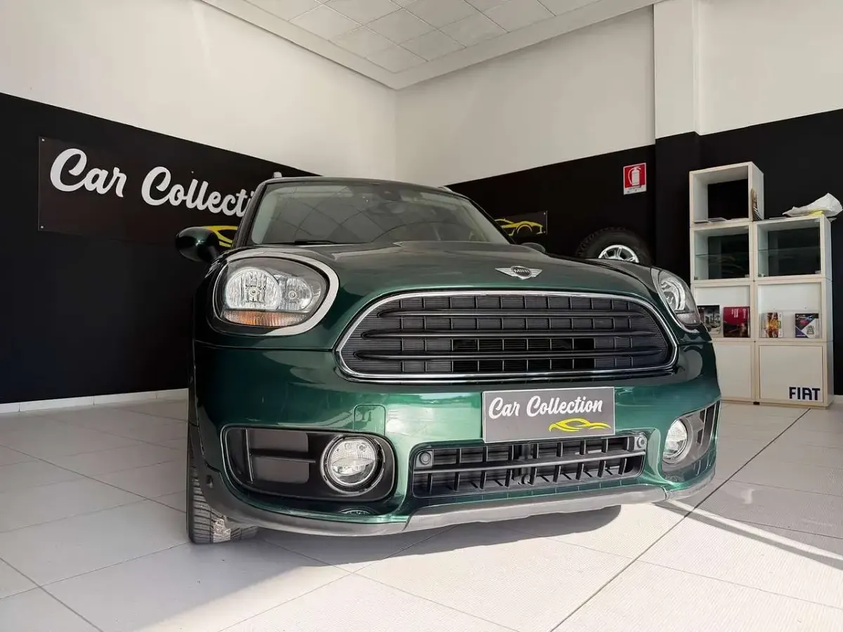 Usata Mini One D Countryman 116 CV (85 kW) 2018 Verde inglese SUV