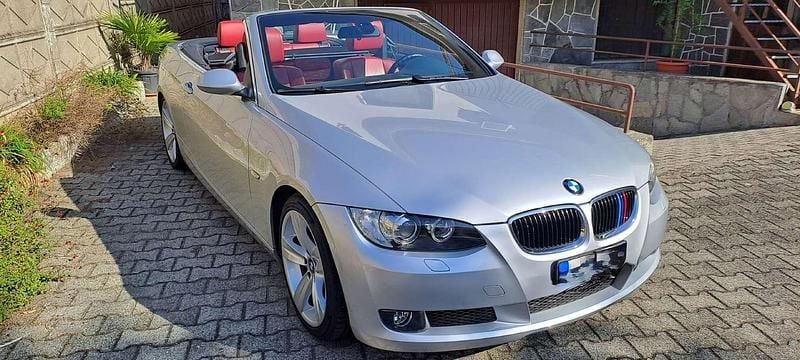 Argento Usata 2008 BMW 320 Cabriolet Cabrio | 15.600 € (Cara) - Immagine 1/4