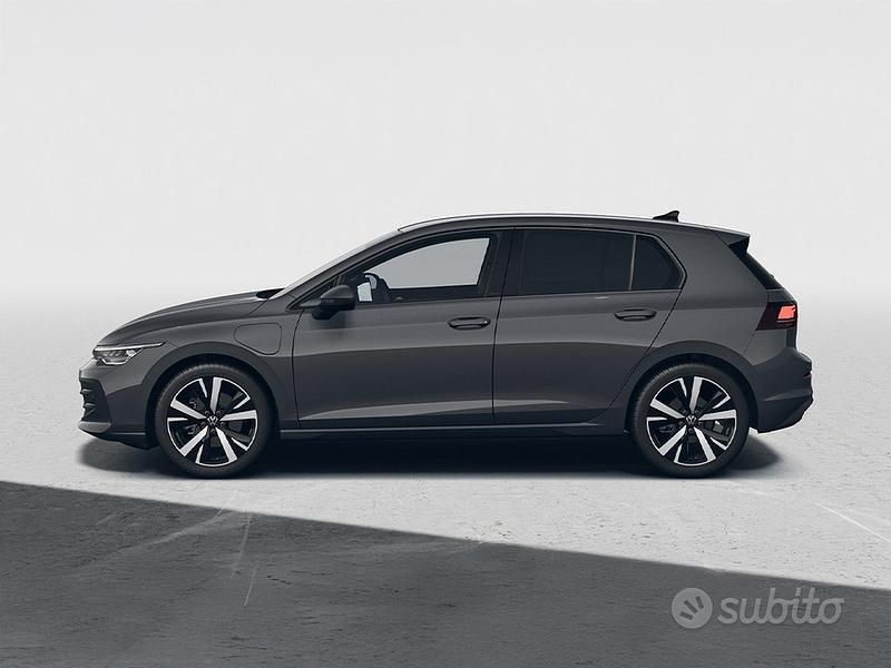 Nuova VW Golf VIII Edition 204 CV (150 kW) 2025 Grigio Berlina