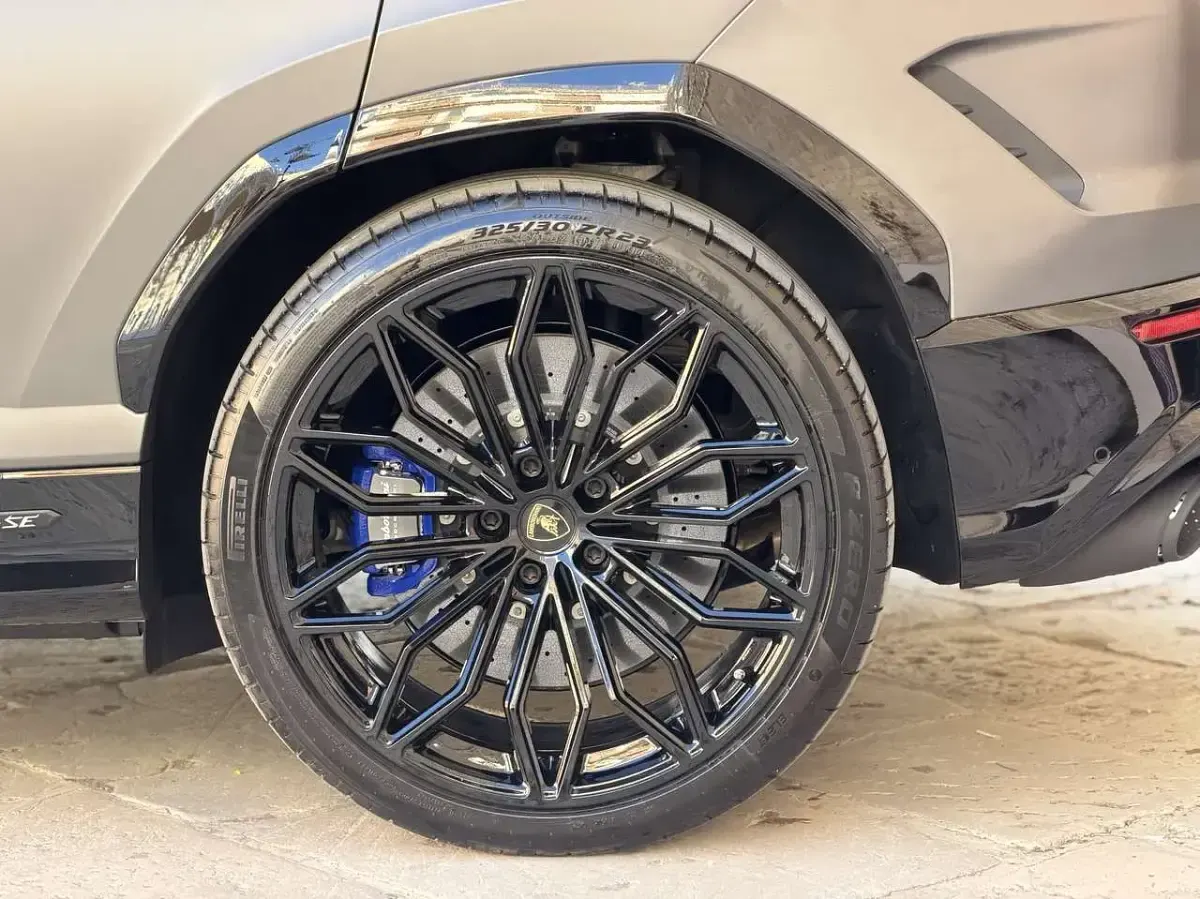 Nuova Lamborghini Urus 799 CV (587 kW) 2025 Grigio SUV