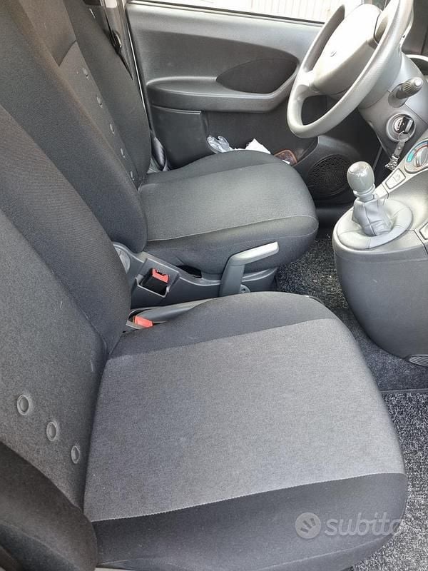 Usata Fiat Panda 4x4 Climbing 75 CV (55 kW) 2012 Grigio Utilitaria