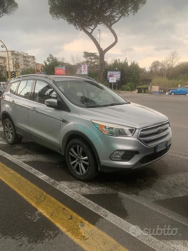 Usata Ford Kuga Business Edition 120 CV (88 kW) 2017 SUV