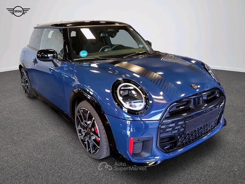Usata Mini John Cooper Works 231 CV (169 kW) 2024 Blu/azzurro Utilitaria