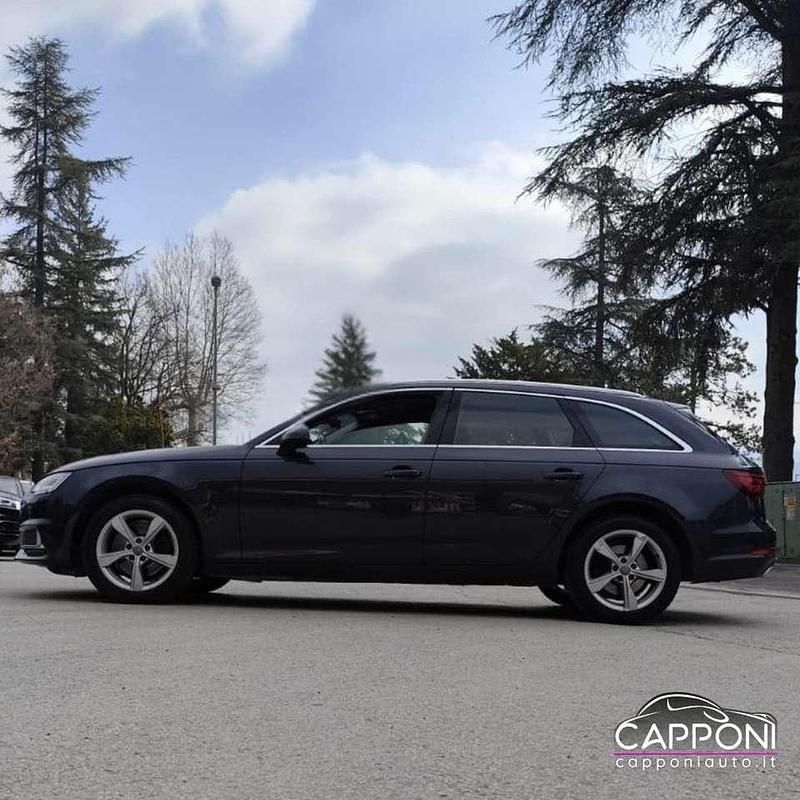 Usata Audi A4 150 CV (110 kW) 2019 Grigio Station wagon