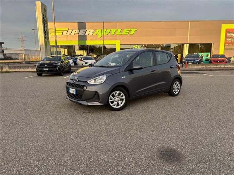 Usata Hyundai i10 2020 Grigio scuro Utilitaria