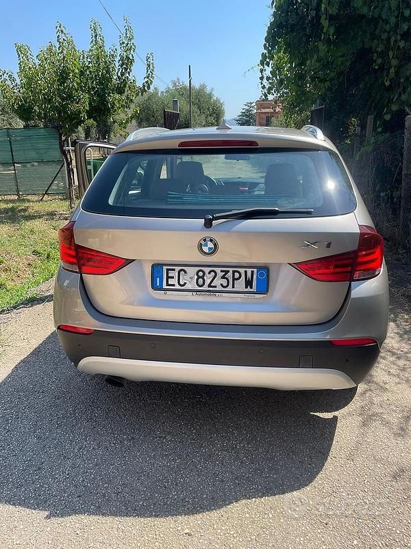 Usata BMW X1 177 CV (130 kW) 2010 Marrone SUV